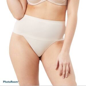 🌼🌼Maidenform thong tan NWOT L🌼🌼